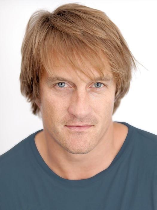 Features Monofilament Part and Lace Front | Color M14S