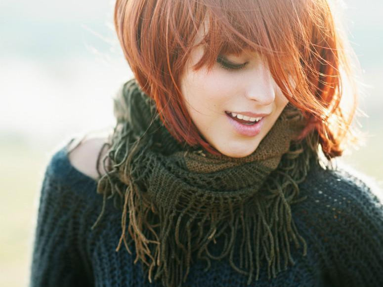 Rock Around The Tree With Winterberry Red Wigs