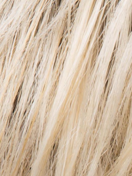CHAMPAGNE ROOTED | Light Beige Blonde,  Medium Honey Blonde, and Platinum Blonde blend with Dark Roots