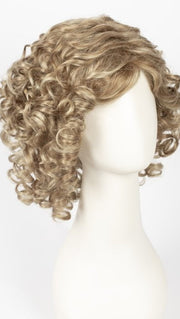 GL16-27 BUTTERED BISCUIT | Medium Blonde with Light Gold Highlights