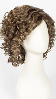 GL14-16SS HONEY TOAST | Chestnut Brown base blends into multi-dimensional tones of Medium Brown and Dark Golden Blonde