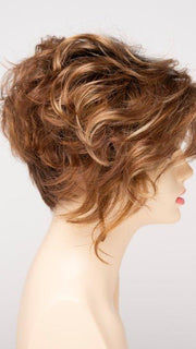 CREAMED COFFEE | Medium Brown roots and base with Cinnamon and Golden Blonde highlights