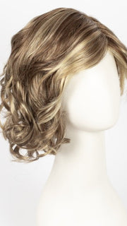 GL11-25SS SS HONEY PECAN | Chestnut brown base blends into multi-dimensional tones of brown and golden blonde