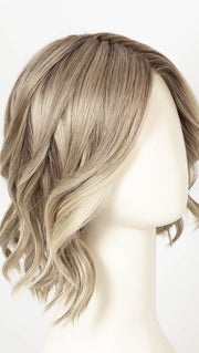 COOL CHAI BLONDE-R | A balanced cool blonde with softly contrasted darker roots, a fresh twist on classic blonde tones.