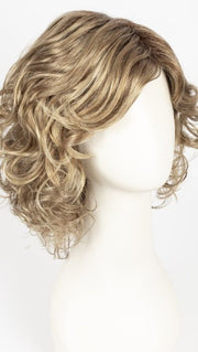 GL15-26SS SS BUTTERED TOAST | Chestnut brown base blends into multi-dimensional tones of medium brown and golden blonde.