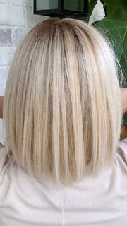 Marcie @wig.obssessed wearing EURO CHIC by TRESSALLURE in 24/102/R12 | Gold Blonde with Platinum highlights with Gold Brown roots