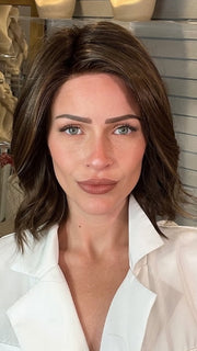 Madeline wearing BERRY by BELLETRESS in HAVANA BROWN R | A rich, medium neutral brown with minimal warm tones, offering a natural, sophisticated look. Softly rooted for added depth.