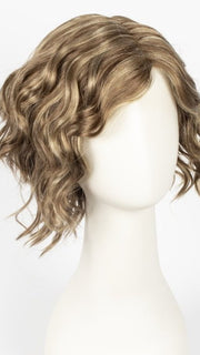 RH1226 | Light Brown with Fine Golden Blonde Highlights