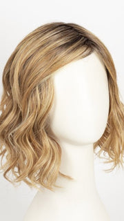 SUGAR COOKIE WITH HAZELNUT | Caramel Honey Blonde with Medium Golden Butterscotch Blonde Highlights, Medium Brown Roots