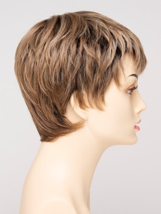 SPARKLING CHAMPAGNE | Medium Brown roots with overall Strawberry Blonde base and soft Golden Blonde highlights