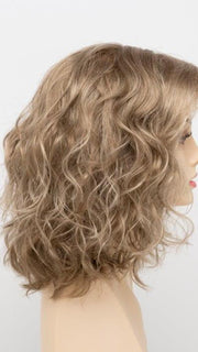 GINGER CREAM | Dark Beige Blonde underneath highlighted on top with Light Beige Blonde