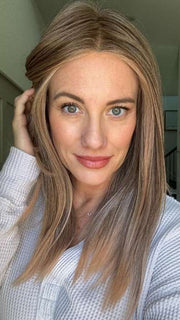 Jenny B @thewiggygirl wearing SLEEK by ELLEN WILLE in POWDER BLONDE TIPPED | Light Brown and Lightest Ash Blonde with Red Violet Blended with Pale Pink and Lighter Tipped Ends
