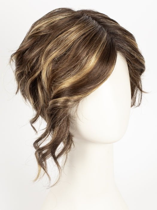 CMKISSRT4 | Golden Brown with Copper Blonde Highlights and Dark Brown Roots