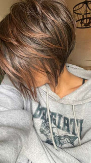 Nichole Corbett @nicholealee wearing IGNITE LARGE by JON RENAU in 1BRH30 DARK CHOCOLATE CHERRY GANACHE | Soft Black with 33% Gold-Red Highlights