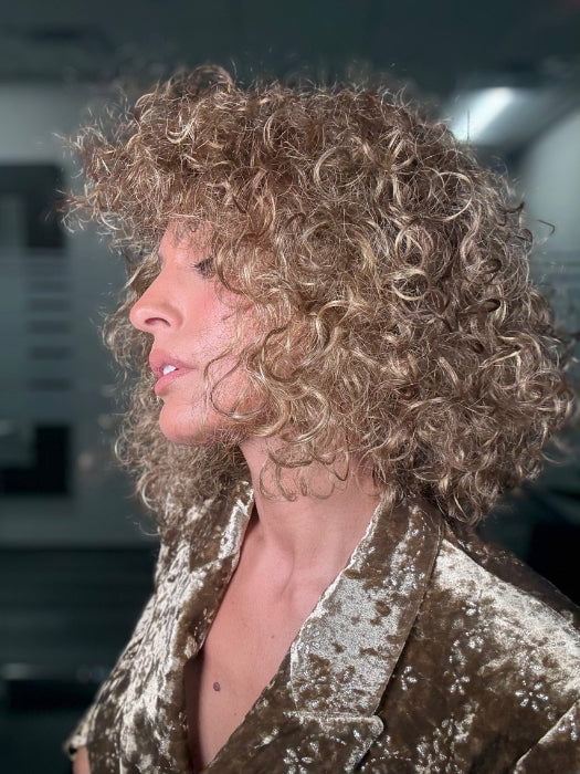 ROXIE wearing DISCO by ELLEN WILLE in LIGHT BERNSTEIN ROOTED 12.27.26 | Light Auburn, Light Honey Blonde, and Light Reddish Brown blend and Dark Roots