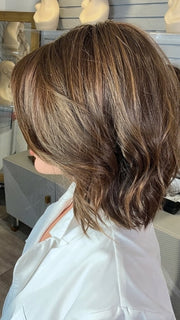 Madeline wearing BERRY by BELLETRESS in HAVANA BROWN R | A rich, medium neutral brown with minimal warm tones, offering a natural, sophisticated look. Softly rooted for added depth.