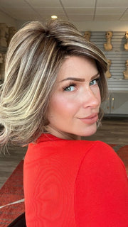 Madeline is wearing ALICANTE by BELLETRESS in BUTTERED-TOAST-R | A mix of Blonde and Brown tones