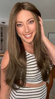 Jen Brown @being_mrs_brown wearing AVERY by JON RENAU in color 8RH14 MOUSSE CAKE | Medium Brown with 33% Medium Natural Blonde Highlights