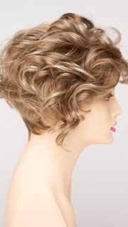 DARK BLONDE | 2 toned blend of Dark Honey Blonde with Lighter Blonde highlights