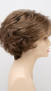 TOASTED SESAME |  Medium Brown roots with overall Warm Cinnamon base and Golden Blonde hightlights