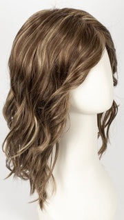 R8/26H | Golden Brown with Golden Blonde Highlights