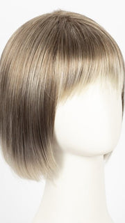 ICE-BLOND | Ashy blond base with white gold tips with highlights around face
