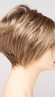 SPARKLING CHAMPAGNE | Medium Brown roots with overall Strawberry Blonde base and soft Golden Blonde highlights
