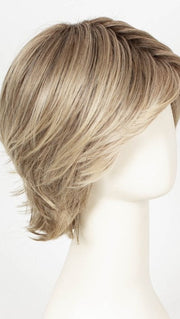 18/16/22/R8 CASHMERE CREAM | A stunning blend of dark natural blonde, golden blonde, and champagne blonde, shaded with dark roots