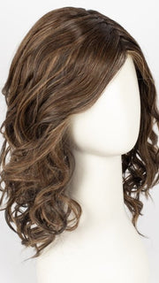 RL8/29SS SHADED HAZELNUT | Warm Medium Brown Evenly Blended with Ginger Blonde with Dark Roots