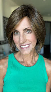 Lisa Mullins @beautifulyouwigreviews wearing STRAIGHT UP WITH A TWIST by RAQUEL WELCH in color RL8/29SS SHADED HAZELNUT | Warm Medium Brown Evenly Blended with Ginger Blonde and Dark Roots