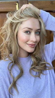 Steph B. @wigswithsteph wearing DARRA by AMORE in color FROST | Contrasting highlights of cool blond and natural brown

