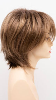 TOASTED SESAME |  Medium Brown roots with overall Warm Cinnamon base and Golden Blonde hightlights