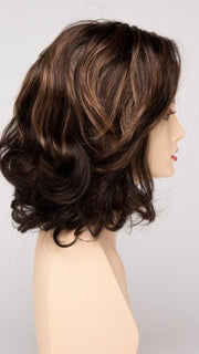 AMARETTO CREAM | Dark Brown roots with overall Medium Brown base with Honey Blonde highlights
