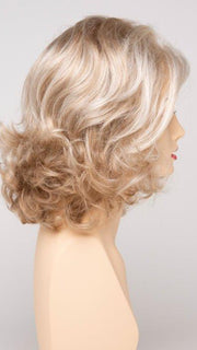 LIGHT BLONDE | 2 toned blend of Creamy Blonde with Champagne highlights