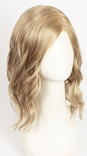 24B22 CREME BRULE  |  Honey Blonde & Champagne Blonde Blend 