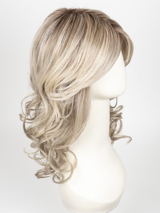 RL17/23SS ICED LATTE MACCHIATO | Honey Blonde shaded with Cool Blonde with Dark Roots