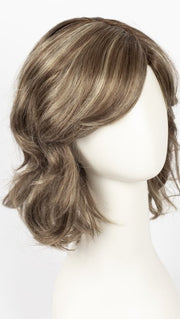 CASHMERE-BROWN-SR | Slightly Rooted Medium Beige Brown base with woven Velvet Blonde Highlights