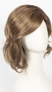 MOCHACCINO-R | Dark Roots with Light Brown base and Strawberry Blonde Highlights