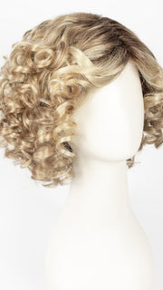 12FS8 SHADED PRALINE | Golden Brown/Warm Platinum Blonde/Platinum Blonde Blend, Shaded with Medium Brown