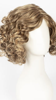 24BT18 ÉCLIAR | Dark Ash Blonde and Honey Blonde Blend, with Honey Blonde Tips