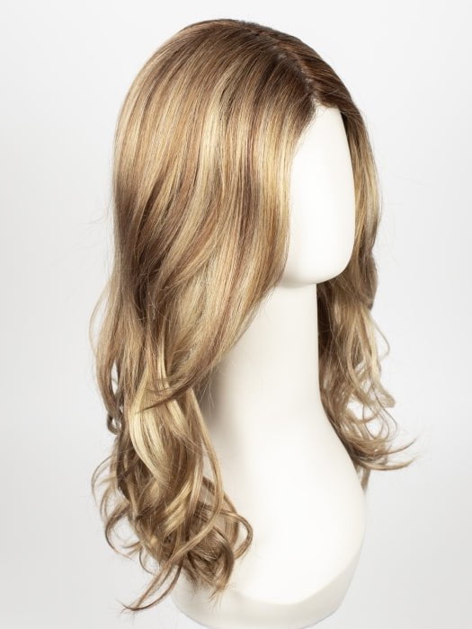 14/26S10 SHADED PRALINES N' CRÈME | Light Gold Blonde and Medium Red Gold Blonde shaded with Lighter Brown Roots