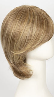 RL13/88 Golden Pecan | Neutral Medium Blonde With Pale Honey Blonde Highlights