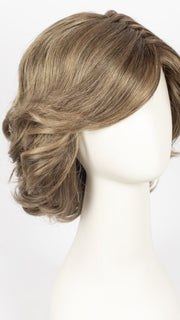 GL14-16SS HONEY TOAST | Chestnut Brown base blends into multi-dimensional tones of Medium Brown and Dark Golden Blonde