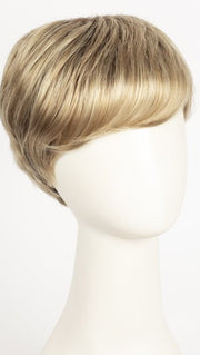 CREAMY-TOFFEE-R | Rooted Dark Blonde Evenly Blended with Light Platinum Blonde and Light Honey Blonde