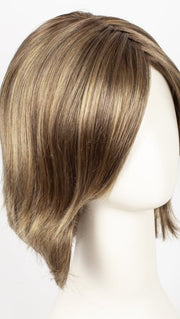 GL11-25SS HONEY PECAN | Chestnut Brown base blends into multi-dimensional tones of Brown and Golden Blonde