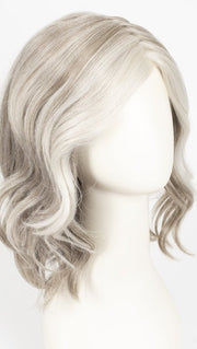 RL51/61 ICED GRANITA | Lightest Grey Progresses to a Deep Grey at the Nape