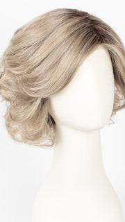 GF17-23SS ICED LATTE MACCHIATO | Honey Blonde shaded with Cool Blonde with Dark Roots