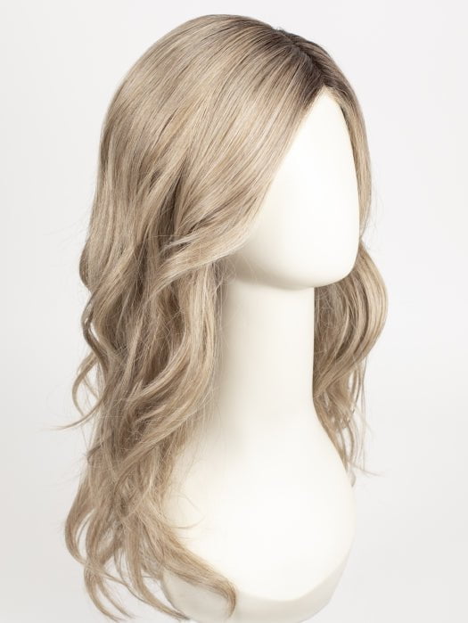 GF17-23SS ICED LATTE MACCHIATO | Honey Blonde shaded with Cool Blonde with Dark Roots
