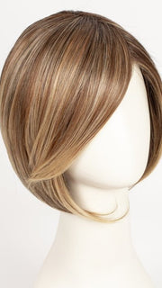 17/23/R8 | Beige Blonde and Auburn Blended with Medium Brown Roots