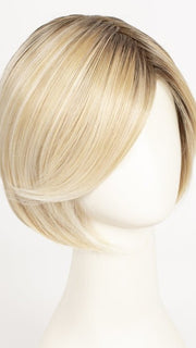 24/102/R12 | Gold Blonde with Platinum Highlights with Gold Brown Roots